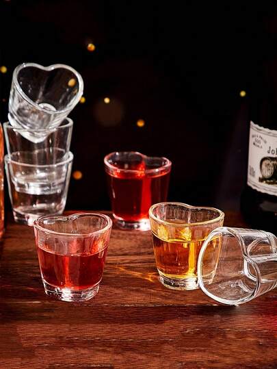 1/12pcs Heart-Shaped Mini Shot Glasses, 1.5oz Plastic Beer Cups, Clear Beer Mugs, Suitable For Oktoberfest, Bachelor Party, Valentine's Day, Halloween, Christmas Events And Party Supplies, Applicable For Christmas, New Year, Valentine's Day And Other Occasions