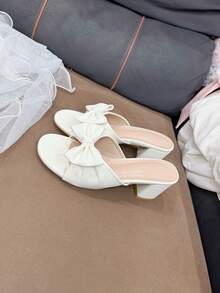1双白色可爱凉鞋，蝴蝶结褶皱设计，优雅高跟，适合各种场合和通勤。 - 白色 - 查看 6