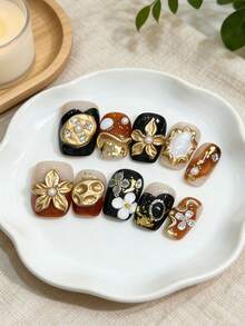 10片装 3D立体花朵美甲贴片 日式焦糖黑金手工美甲贴片 派对佩戴美甲贴片 - 彩色 - 查看 11
