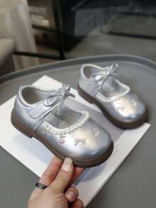 1 Pair New Pearl Cherry Girls Leather Shoes, Butterfly Embroidery Soft Bottom Princess Shoes - Silver - View 1