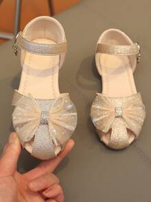 1双复古女童镂空凉鞋，夏季新款防滑橡胶底蝴蝶结露趾透气时尚凉鞋，派对假日透气人字拖软底防滑沙滩凉鞋 - 金色 - 查看 12