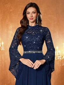 MIUSOL Đầm maxi dự tiệc trang trọng, thanh lịch, cổ cao, tay loe, viền bèo nhún, chất liệu chiffon, đính sequin và ren hoa, màu sắc mùa xuân. - Màu xanh hải quân - Xem 10