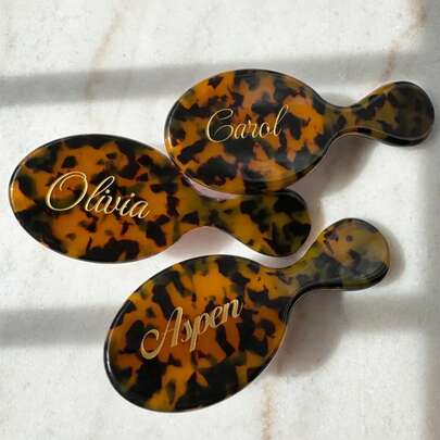 Peine personalizado con nombre, cepillo de cabello mini personalizado, peine de billetera grabado, cepillo de cabello personalizado, regalo para dama de honor, regalo para ella, organizador de viaje