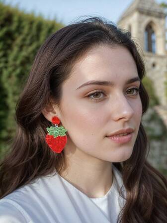 A Pair Of Cute Acrylic Plaid Strawberry Earrings - Fresh Sweet Women's Fashion Earrings, For Valentine's Day, Dates, Daily Wear, Sweet Campus Style Outfits