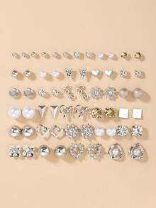 30 Paar sortierte minimalistische Schmetterling-, Blumen-, Herz-, Buchstaben-Ohrstecker Set, modischer Alltagsschmuck, geeignet für Urlaub, Lässig, Geschenk - Silber - Übersicht 6