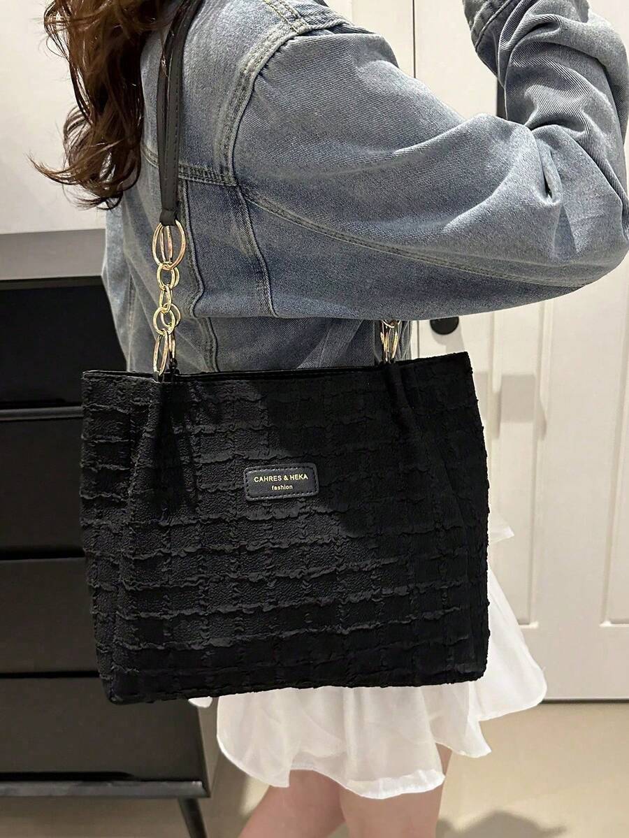 Bolso de mano a rayas de moda - Bolso de hombro de gran capacidad para mujer - Bolso de tela con cremallera para uso diario - Bolso de tela con correa de cadena de metal - Negro - Ver 1