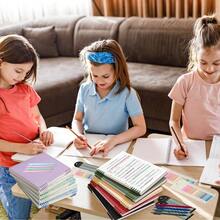 Set de 4 cuadernos escolares A5 240 hojas rayadas - Cuaderno De Espiral Incluye 4 Boligrafos Marcadores y Etiquetas Índice libretas pasta dura Cuaderno profesional para universidad y oficina - color claro - Ver 7