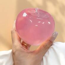 Ett mjukt pastellfärgat kristalläpple med ultratunt skal och en slät, böjlig textur. Det är en klämbar stressbollsleksak såväl som en taktil sensorisk leksak. Perfekt för skrivbordsvisning och en utmärkt stresslindrande present till kontoret. - Multifärgad - Visa 7