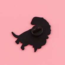 1枚腊肠犬珐琅胸针 - 可爱徽章，可装饰衣服、背包和配饰，适用于服装、背包、配饰、别针、合金徽章。胸针、背包徽章、女士胸针、服装礼品、珠宝、时尚配饰。理想的节日礼物 - 黑色 - 查看 8