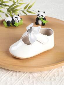 1双女童时尚百搭可爱蝴蝶结魔术贴平底玛丽珍鞋，适合0-1岁婴幼儿，春、秋、夏三季皆宜。 - 白色 - 查看 5