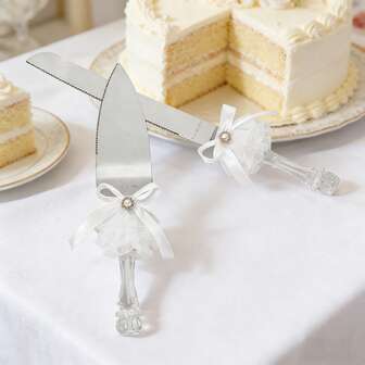 一套蕾丝装饰蛋糕刀叉套装，不锈钢材质，适用于婚礼、节日派对、庆典蛋糕切割