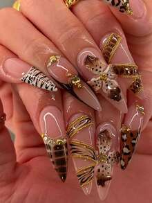 24片亚克力尖头美甲贴片，包含多种时尚图案，例如热牛、香槟宝石、性感豹纹、金色波浪珠饰、3D雕刻法式腮红边，日常送礼及派对必备便携假指甲，附赠1个指甲锉和1瓶果冻胶 - 彩色 - 查看 2