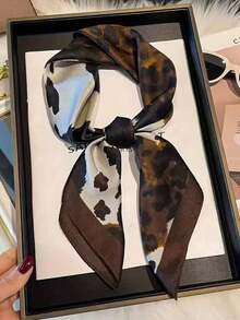 1 pieza Pañuelo de marca de lujo con estampado de leopardo, pañuelo de seda sintética para mujer, pañuelo decorativo pequeño y versátil de uso casual - Estampado de leopardo de chocolate y caramelo - Ver 2