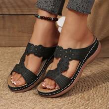 Plus Size Women Rhinestone Flower Flat Platform Slip-On Sandals, Thick Sole Open Toe Hollow Peep Toe Shoes - Black - View 6