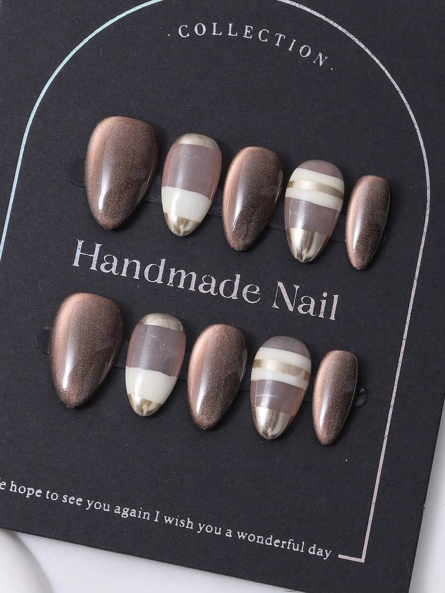 10 Stücke/Set handgemachte kurze mandelförmige Nagel Aufkleber im Y2K Mokka Braun Stil & handgefertigtes Farbverlauf Feiner Glitzer Streifen Muster Design für Nageldekoration. 1 Stück Gelee Gel und 1 Stück Nagelfeile. Perfekt für den Alltag sowie Coachella Musikfestival Party Outfits, Aufklebe-Nägel und Nagelpflege Produkte. Handgemachte Aufklebe-Nägel Nagelpflege Zubehör - Mokka-Braun - Übersicht 1