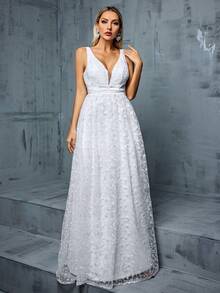 Embroidered Lace Floor-Length Wedding Gown Dress - White - View 5