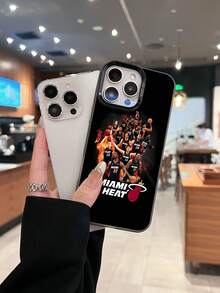 Estuche para teléfono con diseño del equipo de baloncesto  Compatible con estuches para teléfonos   17  16 Pro Max  15 Pro Max  13 y  12 Duradero a prueba de golpes y elegante, una excelente opción para familiares, amigos, seres queridos, novios, novias y regalos de Navidad y Año Nuevo - Negro - Ver 1