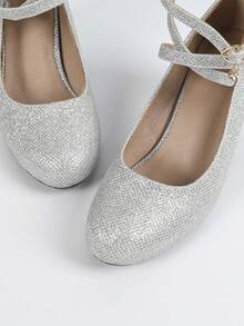 2026 Women's Solid Color Minimalist American Style Woven Vacation Slip-On Lace-Up Mary Jane High Heel Round Toe Party Pumps - 銀色 - 查看 6