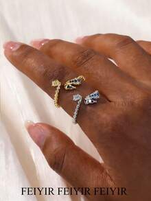 Anel em aço inoxidável banhado a ouro 18K com cavalo-marinho em zircônia azul, acessório de joalheria com tema oceânico, presente de Natal para namorada/filha.