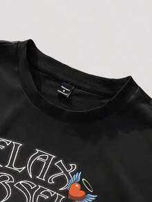 Manfinity Homme Men's Loose Fit T-Shirt With Embossed Lettering - Black 2 - View 4