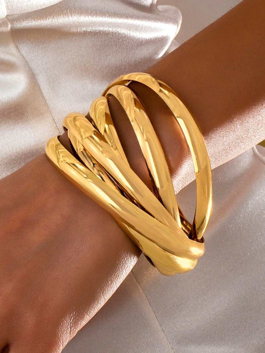 时尚精致几何多层缠绕手链，适合宴会、派对佩戴，亦可作为礼物赠送。