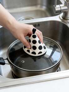 1只耐热手套，微波炉烤锅盖把手加厚隔热耳罩 - 黑與白 - 查看 5