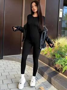 AiTyi Women's Jumpsuit, Minimalist Casual Fashion, Slim Fit For Gym, Soft & Comfortable Fabric, Suitable For Graduation, Back To School, Halloween, Christmas, Young Outdoor Exercise, Street Photography, Sexy Well Fit - Black - View 4