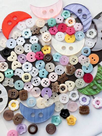 20/50/100颗什锦树脂手工纽扣（约10-15毫米） - 随机款式（花形/圆形/月牙形）彩色DIY缝纫服装剪贴簿装饰