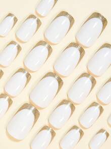 24片中号方形美甲贴片，瞬间提升您的美甲造型！简约奢华的金色闪粉法式美甲，优雅的白色底色搭配金色法式甲尖，全覆盖式假指甲，适合女性和女孩。内含1张粘性贴纸和1张迷你凝胶贴纸。随机发货。 - 金色 - 查看 4