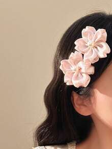 梦幻粉色花朵发夹，优雅百搭的侧夹，适合女性日常佩戴，是派对的理想礼物。 - 彩色 - 查看 4