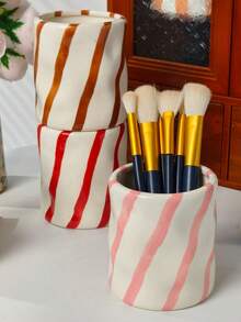 Cabin Kangaroo 1 hộp đựng bút bằng gốm kẻ sọc nhiều màu | Hộp đựng đồ dùng văn phòng để bàn | Trang trí nhà cửa dễ thương | Đồ dùng học tập | Hộp đựng cọ trang điểm | Trang trí phòng theo phong cách tối giản hiện đại | Hộp đựng đồ dùng văn phòng nhiều màu sắc, trang trí phòng trang điểm - Nhiều màu - Xem 1