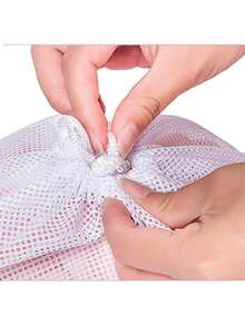 EstiloTendenciaBolsa De LavanderíA De Malla Con Cierre De CordóN, Resistente Pero Ligera, TamañO Extragrande De 24 X 36 Pulgadas, Apta Para Viajes, Campamento, Tela Sucia, 2 Unidades (Blanco)Calidad PremiumVersióN Mejorada - Negro - Ver 12