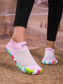 ZVB Barefoot-Friendly Water Shoes, Soft-Soled Women's Beach Shoes For Swimming, Diving, Fishing, Outdoor Quick-Drying Summer Sandals, Non-Slip & Breathable - White Pink - View 6