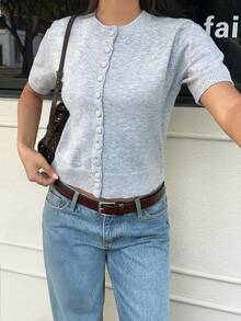 FOR BEAUTY Women's Grey Round Neck Short Sleeve Knit Cardigan, Handmade Vintage Style Button Design, Fashionable Elegant Minimalist Lightweight Commuter Style, Retro Casual Style, College Style, Comfortable Loose Fit Versatile Top - Grey - View 1