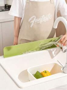 1个可重复使用的厨房硅胶防溅垫，水槽台面分隔垫，带凸起边缘，防滑强力吸盘，易于清洁，可有效阻挡水龙头、台面和水槽边缘的水花，保持水槽区域干燥 - 彩色 - 查看 4