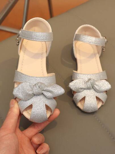 1 Pair Vintage Girls Hollow Out Sandals, Summer New Anti-Slip Rubber Sole Open Toe Breathable Fashion, Party & Holiday Breathable Toe-Exposing Beach Shoes Soft Bottom Non-Slip Beach Sandals