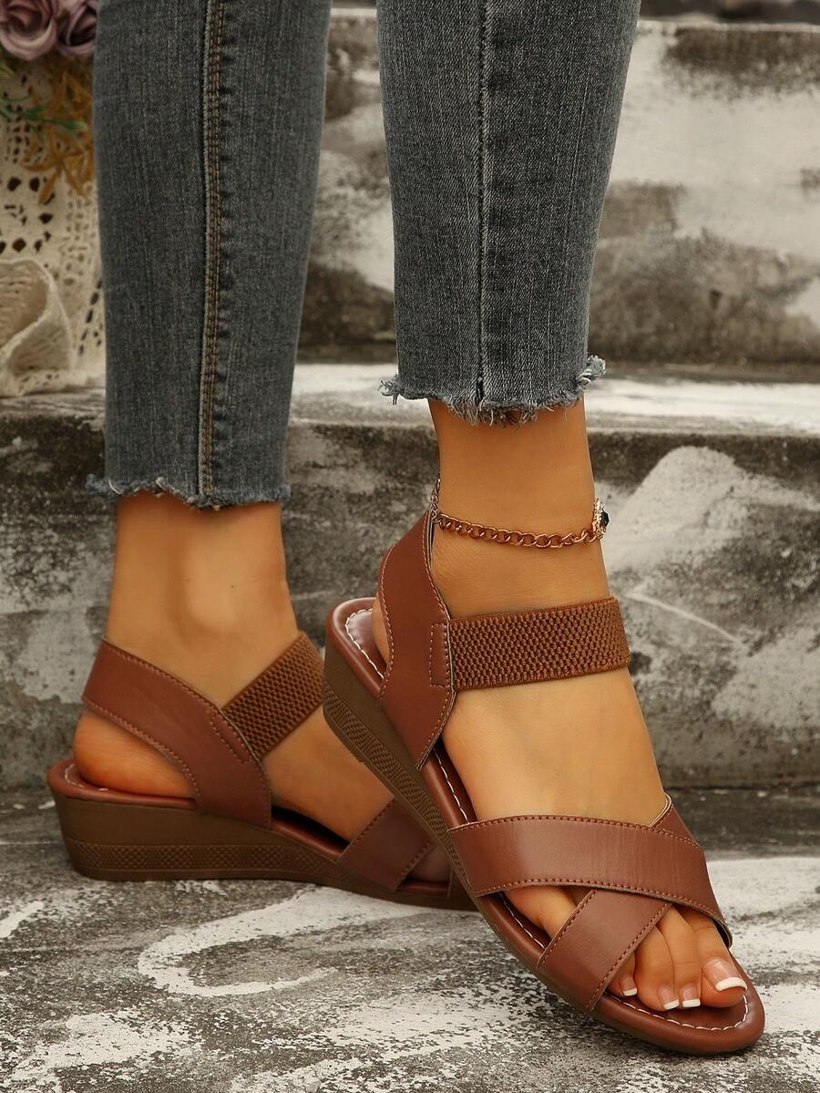 小众设计复古厚底坡跟女凉鞋，棕色交叉绑带舒适通勤鞋，波西米亚风度假风 - 棕色 - 查看 1