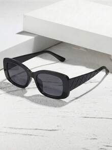 1 Pair Unisex Square Small Frame Black Minimalist Sunglasses, Suitable For Sports, Travel, Music Festivals, Sporty Style, Driving, Holiday Outfits, Beach, Outings, Summer Accessories, Vacation, Family Outings, Golf, Hiking, Elegant Attire, Street Style Accessories, Parties, Outdoor Activities, Street Style, Fishing, Outdoor Activities, Holidays, Vacation - Black - View 2