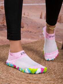 ZVB Barefoot-Friendly Water Shoes, Soft-Soled Women's Beach Shoes For Swimming, Diving, Fishing, Outdoor Quick-Drying Summer Sandals, Non-Slip & Breathable - White Pink - View 7