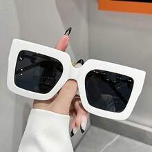 Travel Essential, Women's Luxurious Large Frame Square Fashion Glasses - Candy Colors, Anti-Gold Embellishments, Suitable Driving, Parties, And Other Occasions NPU2 - 黑色 - 查看 5