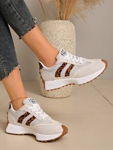 Women's Beige Retro Thick-Soled Luxury Fashion Versatile Sneakers, Suede-Like Fabric Patchwork, Casual Thick-Sole, Fashionable Comfortable Vacation Style Non-Slip Soft Bottom Casual Sneakers - Beige - View 4