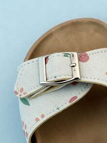 1 Pair Girls' Light Gray & White Cherry Print Faux Suede Soft Cork Sandals With Double Buckles + Ankle Strap, Non-Slip Flat Sole, Fresh & Sweet Style, Popular Design, Comfortable Soft Bottom, Ideal Children's Sandals For Summer, Holiday Gift - Xám - Xem 9