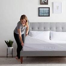 FIAN Lucid - Protector de Colchón 100% Impermeable - Ajuste Universal - Cubierta de Tela Toalla - Cubre Colchón de Algodón Suave - Hipoalergénico y Transpirable - Blanco - Tamaño King - King+parte superior de rizo de algodón - Ver 2