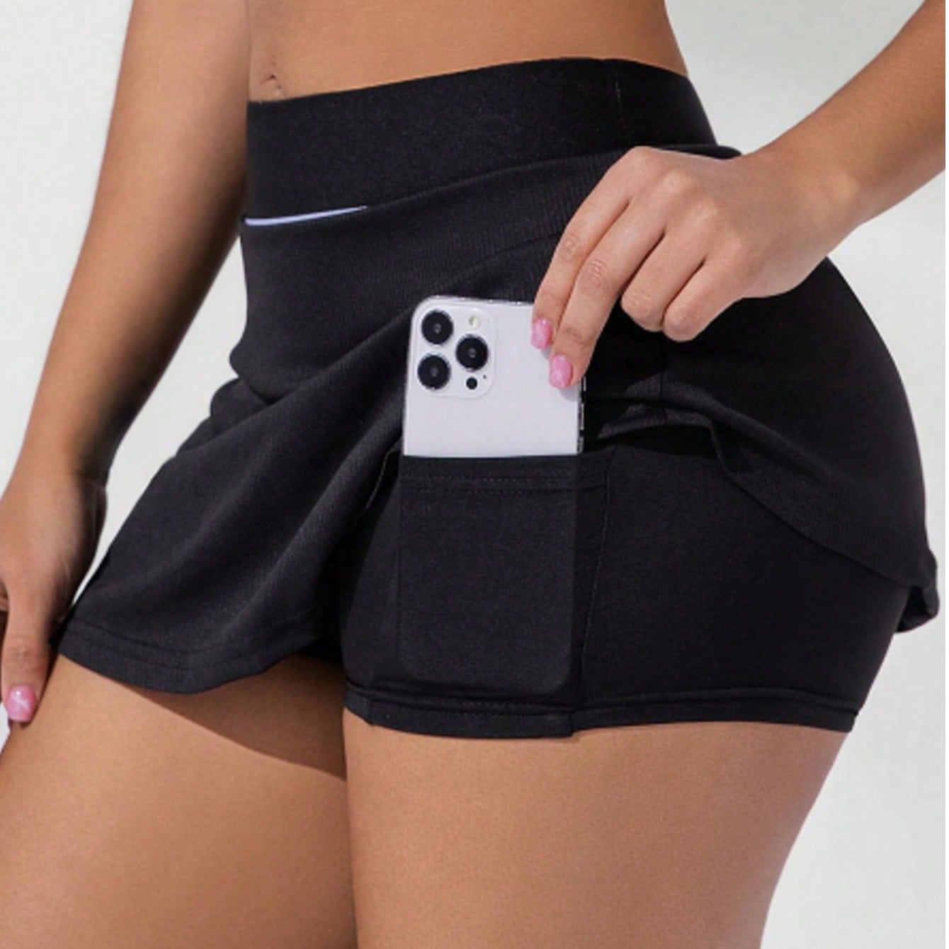 Culotte deportivo accesible con dobladillo de contraste, color negro, talla grande