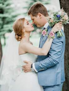 6/1件粉色玫瑰胸花配满天星，逼真丝绸花朵翻领别针，适用于新郎、伴郎、婚礼、舞会、周年纪念、返校节、乡村秋季场合 - 藕粉色 - 查看 5