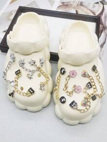 2pcs Colorful Luxury High Heel Shoes Handbag Shoe Chain DIY Decor Removable Rhinestone Heart Dollar Shape Wooden Clogs Shoe Clip Accessories Personalized Star Flower Shoe Clips Decoration For Christmas, Halloween, Valentine''s Day, Birthday, Holiday Party Gifts