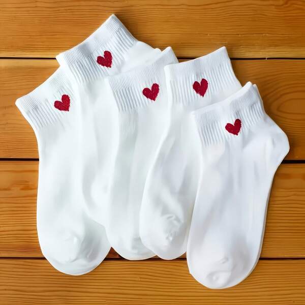 5 Pairs Of White Short Socks, Suitable For Both Men And Women, With Red Heart Embroidery Embellished On The Sock Opening, Suitable For Commuting, Dating, Travel Or Daily Wear