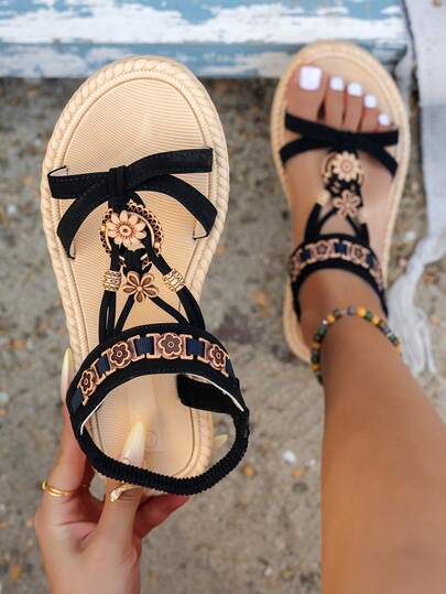 Bohemian Style Women's Flat Sandals, Elegant & Fashionable Ladies' Sandals, Round Toe Pearl Floral Beach Shoes, Vacation & Outdoor Sandals