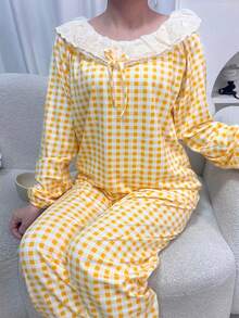 女士两件套睡衣，格子印花T恤上衣和格子印花七分裤，舒适休闲睡衣，适合春、秋、冬季穿着。 - 黃色 - 查看 3