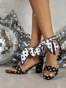 欧洲车站新款波点蝴蝶翅膀粗跟露趾性感优雅高跟凉鞋女鞋 - 黑色 - 查看 2
